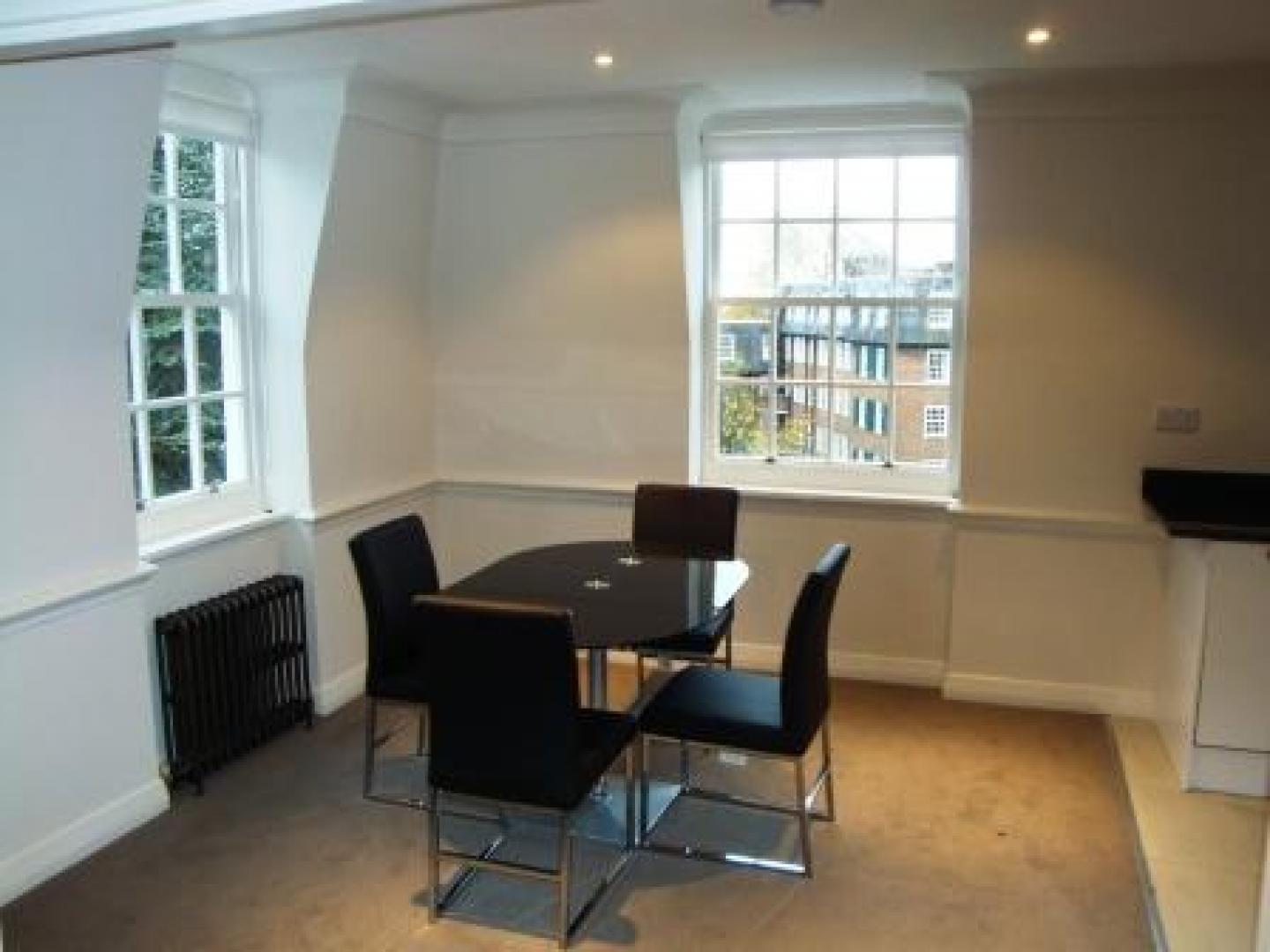 			STUNNING NEW REFURB IN THE HEART OF HAMPSTEAD, 2 Bedroom, 1 bath, 1 reception Flat			 Greenhill, HAMPSTEAD